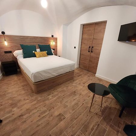 Bailen 3 Apartman Caces Kültér fotó