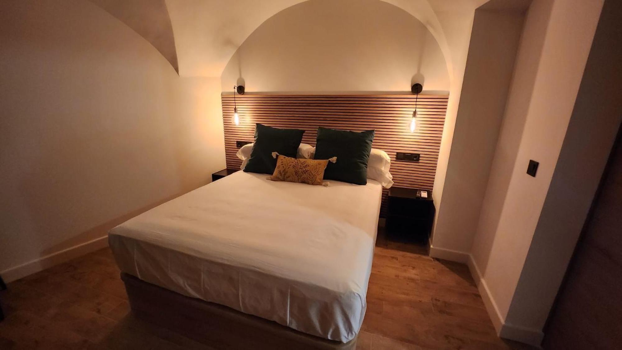 Bailen 3 Apartman Caces Kültér fotó