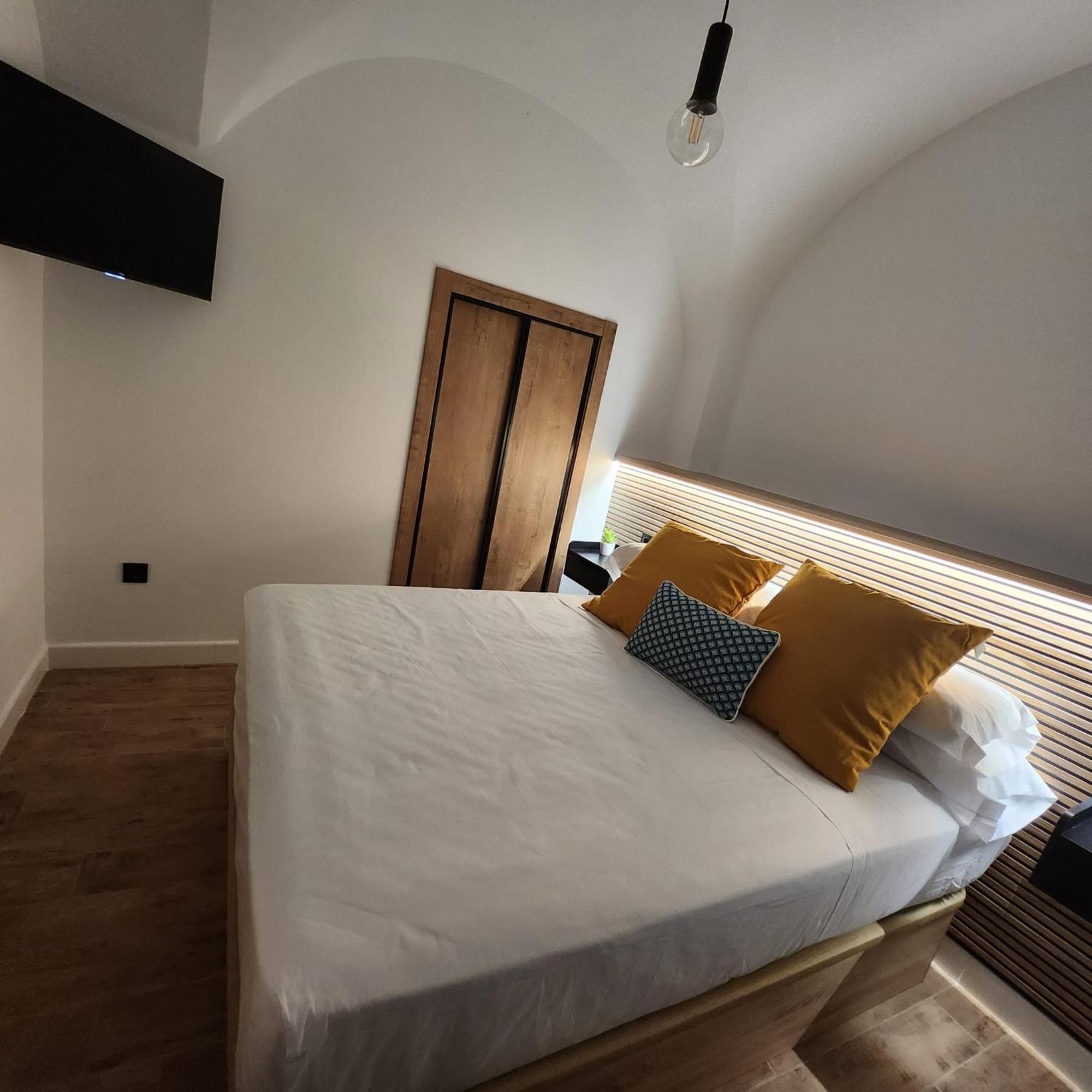 Bailen 3 Apartman Caces Kültér fotó